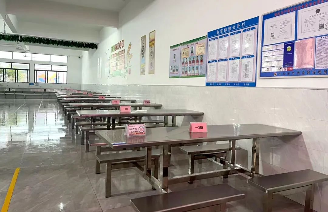 3377体育网页版从“吃得饱”到“吃得好”这所州里小学食堂怎样成为“星级”食堂树(图3)